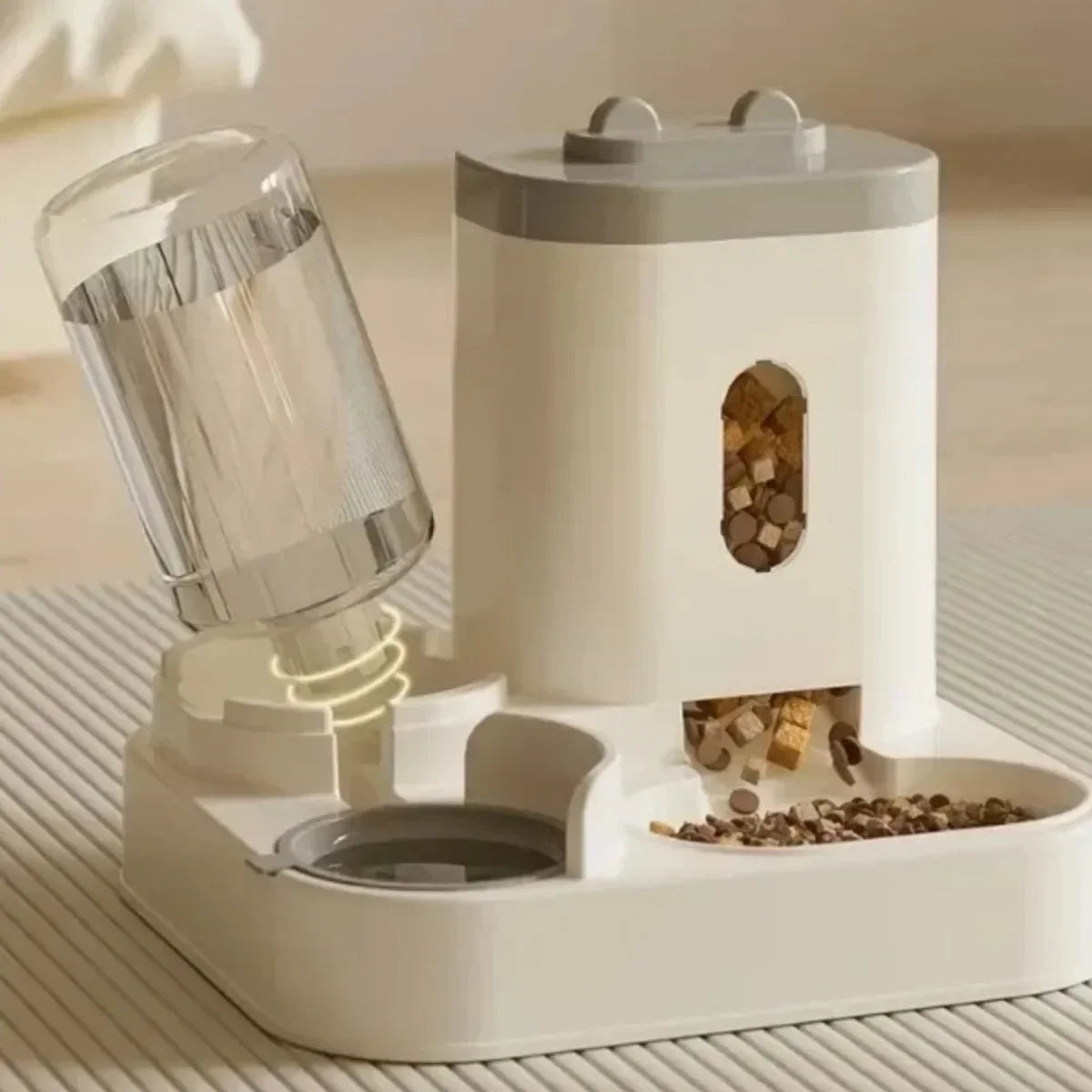 Automatic Pet Feeder and Water Fountain for Dogs and Cats